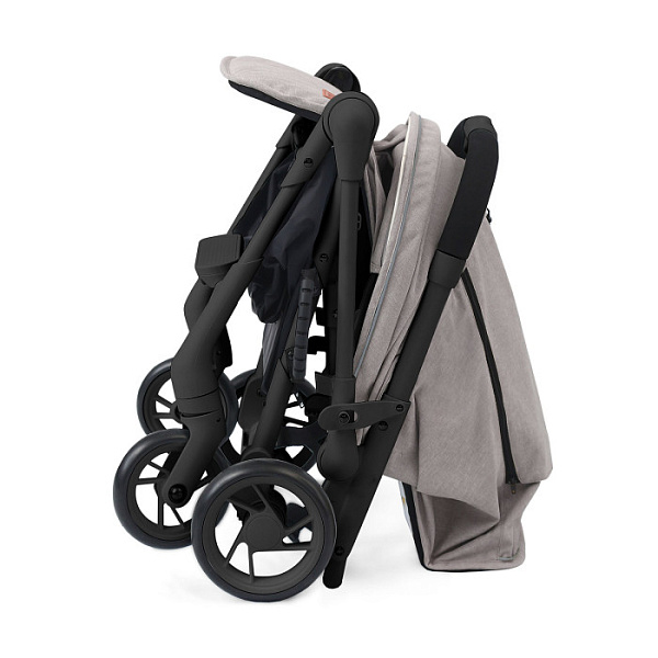 Детская прогулочная коляска Nuovita Sfera на черной раме фото 8