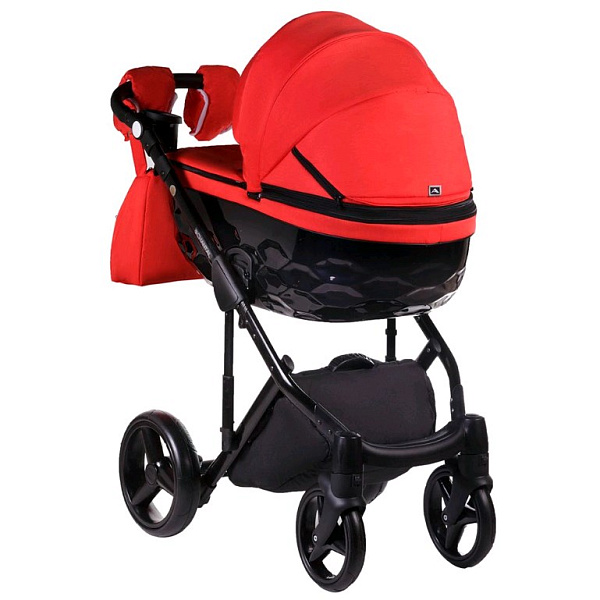 Детская коляска Adamex Chantal 3 в 1 фото 1