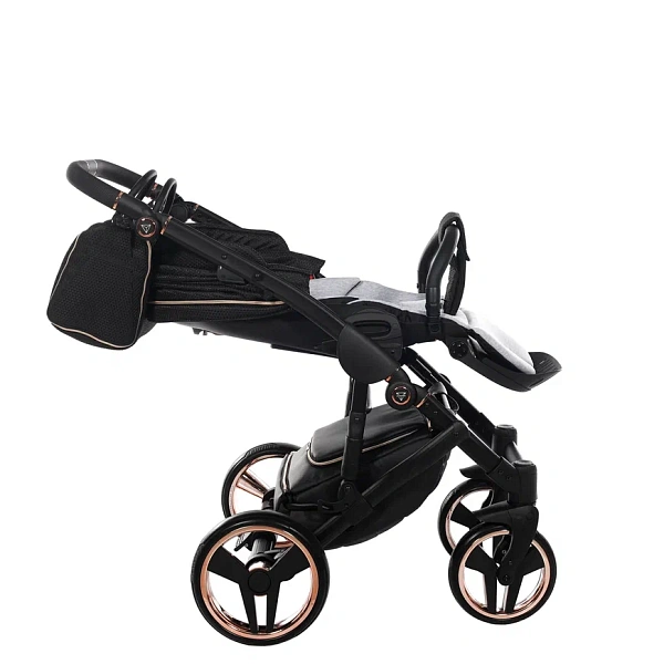 Детская коляска Junama Diamond Mirror Satin V2 3 в 1 на черной раме фото 23