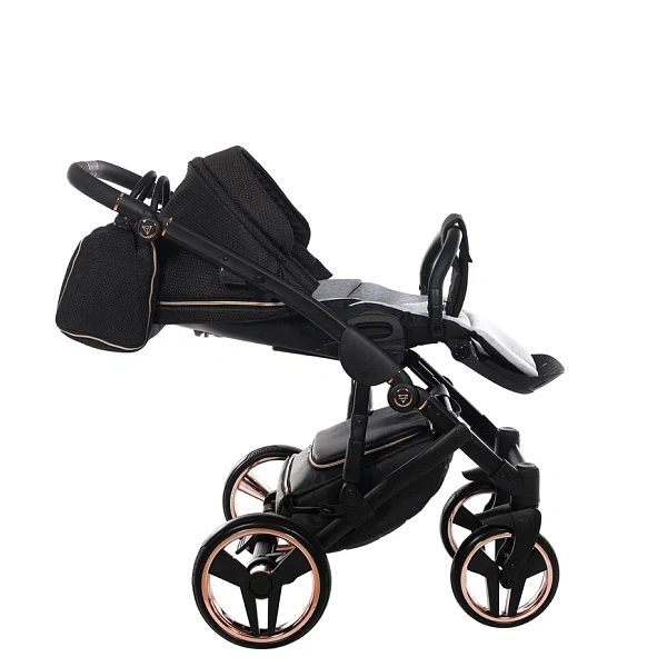 Детская коляска Junama Diamond Mirror Satin V2 3 в 1 на черной раме фото 22