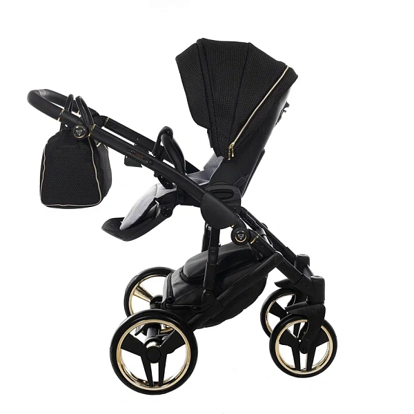 Детская коляска Junama Diamond Mirror Satin V2 2 в 1 на черной раме фото 14
