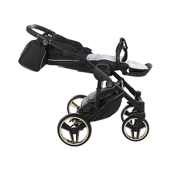 Детская коляска Junama Diamond Mirror V2 3 в 1 на черной раме фото 6