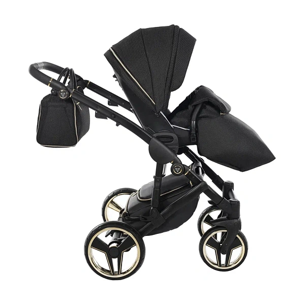 Детская коляска Junama Diamond Mirror V2 3 в 1 на черной раме фото 7