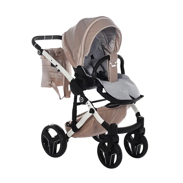 Детская коляска Junama Clermont 3 в 1 на белой раме фото 11